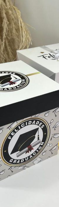 Cajas De Graduacion 22x22